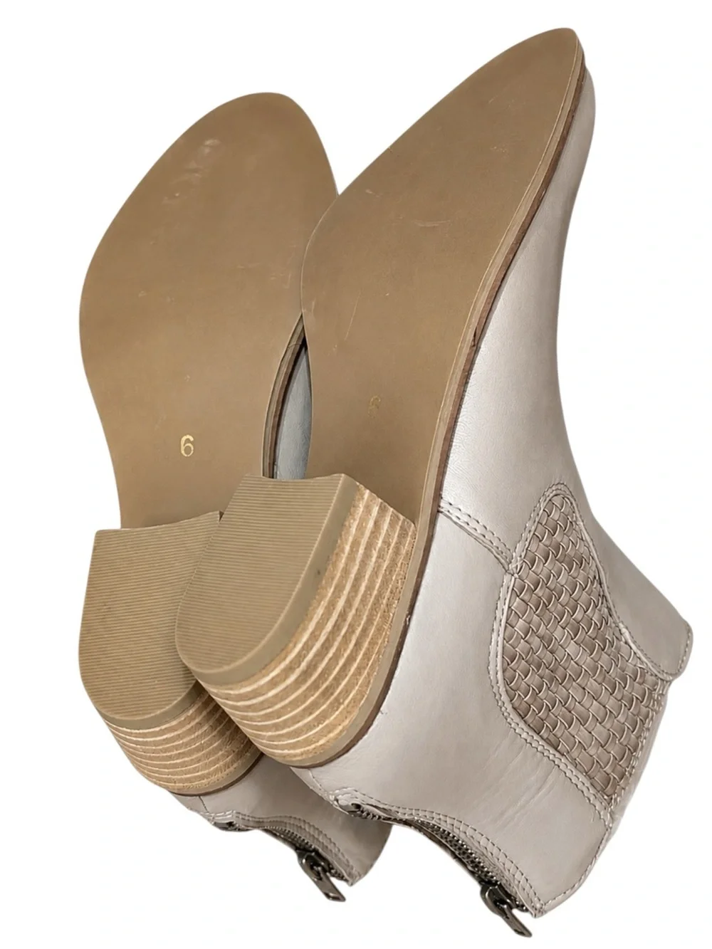 NWOT Leather Taupe Chelsea Ankle Booties Woven Side Gore Back Zip Size 6
